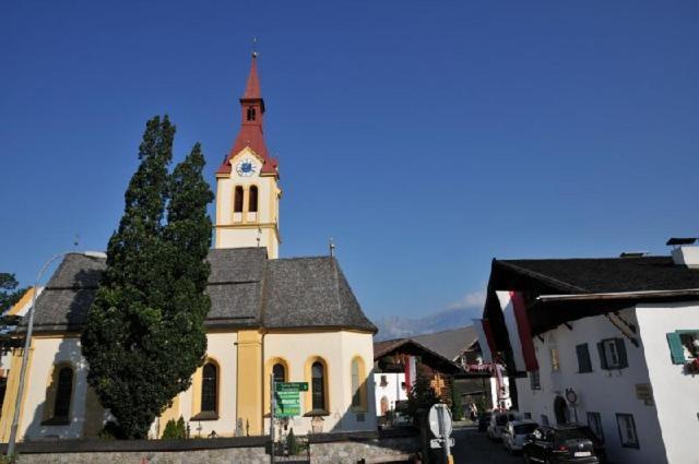Haus Angelika - Bed & Breakfast - Innsbruck/Igls מראה חיצוני תמונה