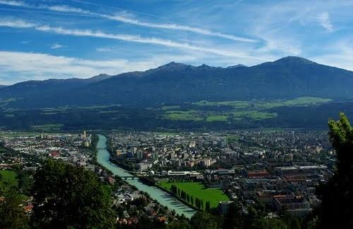Haus Angelika - Bed & Breakfast - Innsbruck/Igls מראה חיצוני תמונה