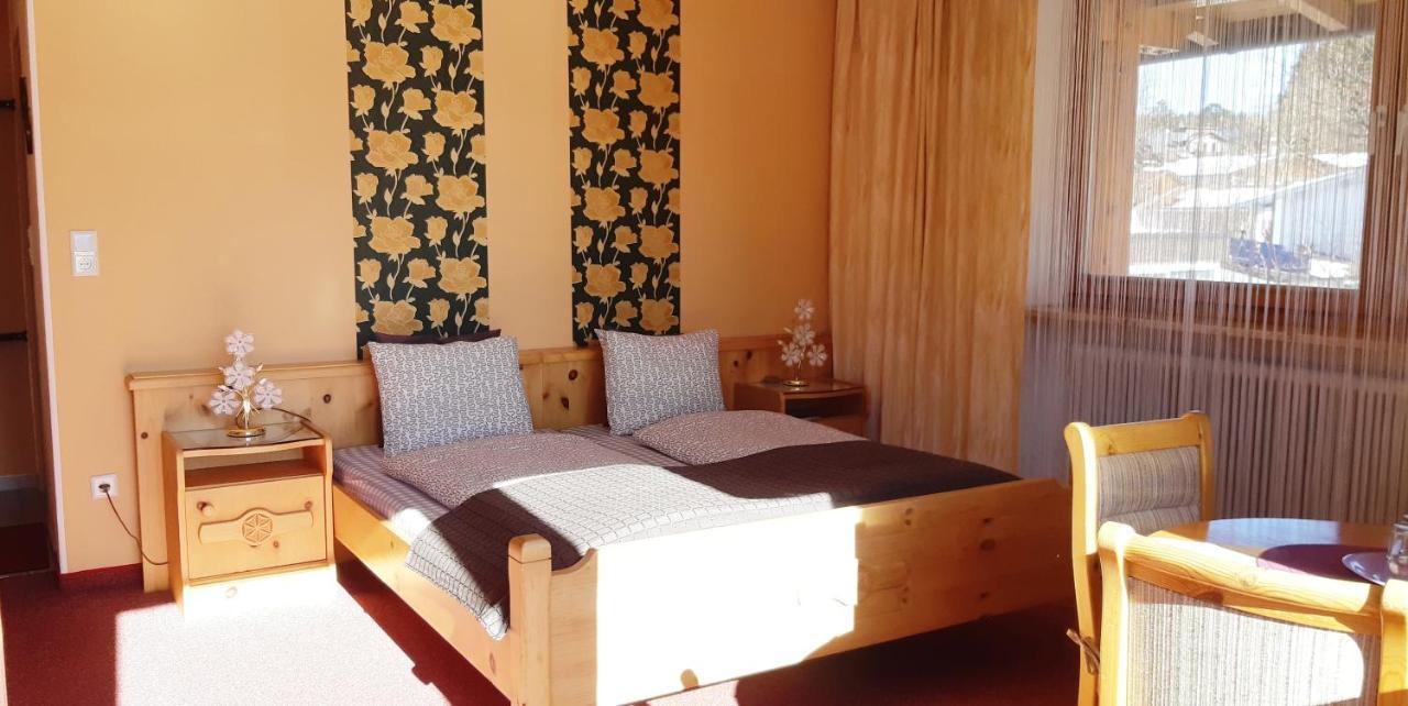 Haus Angelika - Bed & Breakfast - Innsbruck/Igls מראה חיצוני תמונה