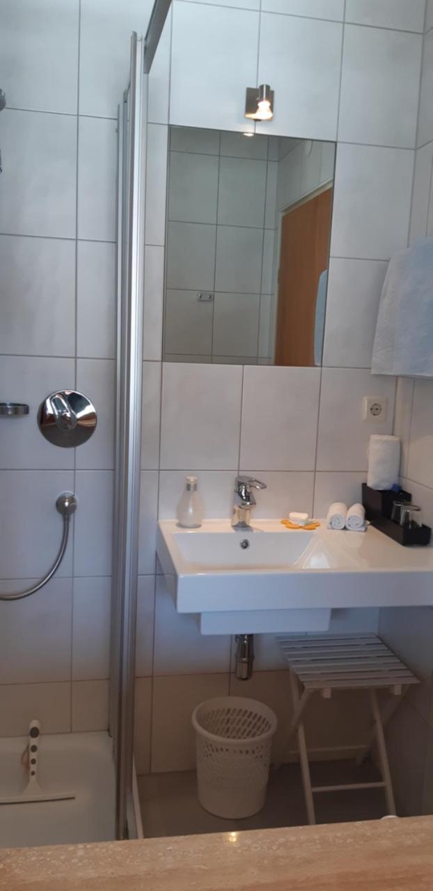 Haus Angelika - Bed & Breakfast - Innsbruck/Igls מראה חיצוני תמונה